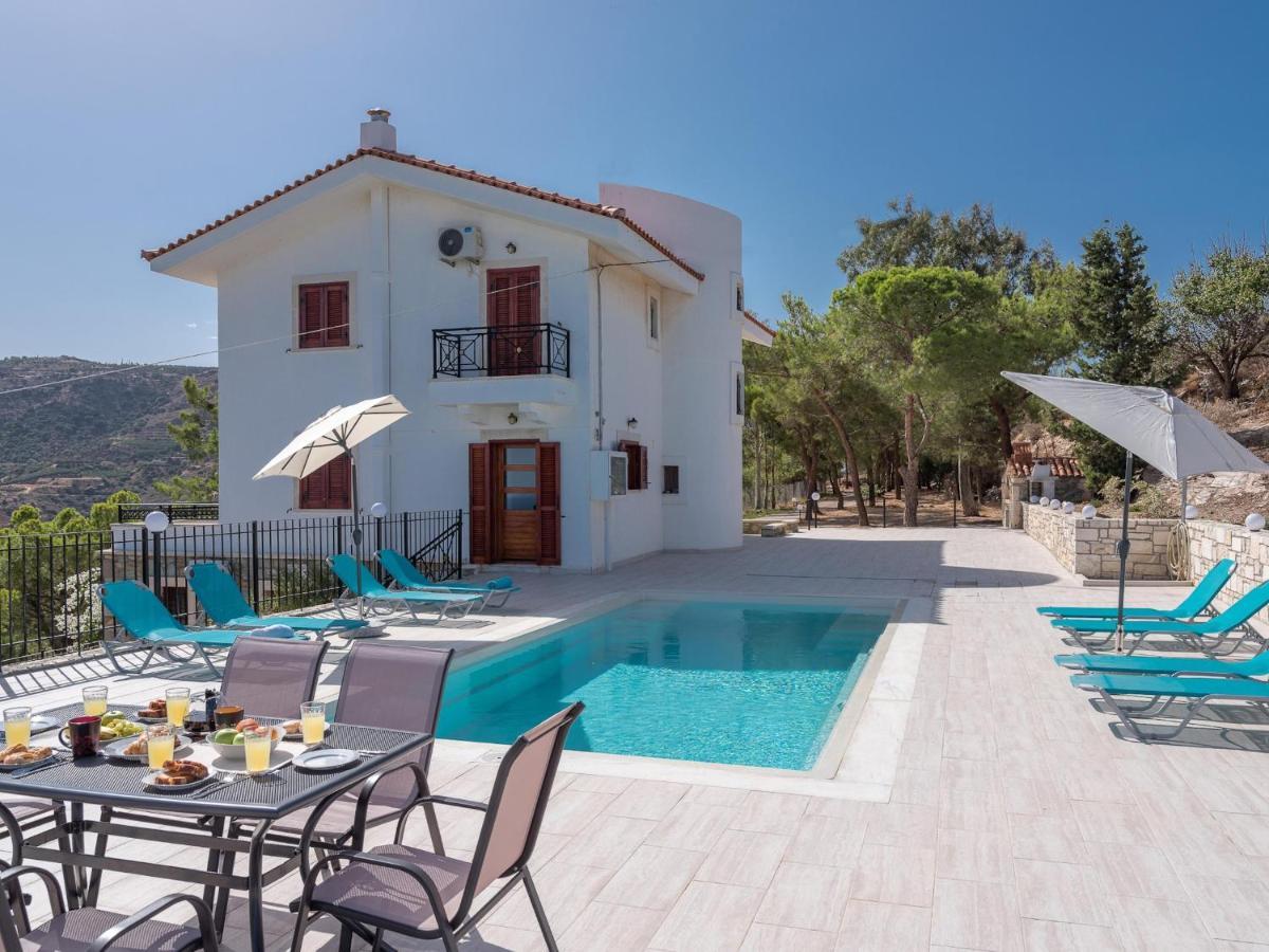 Villa Aura Pine Agia Pelagia Eksteriør billede